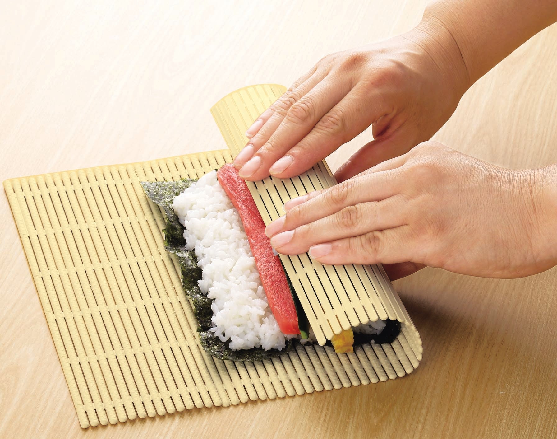 Super Hygienic Plastic Non-Stick Sushi Rolling Mat (Makisu) 12 x 10